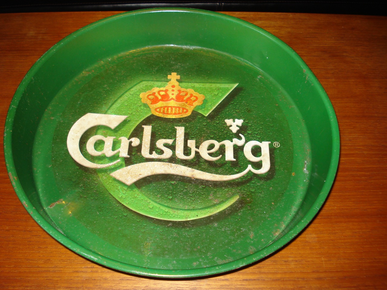 Ældre og Carlsberg bakke m. høj kant –